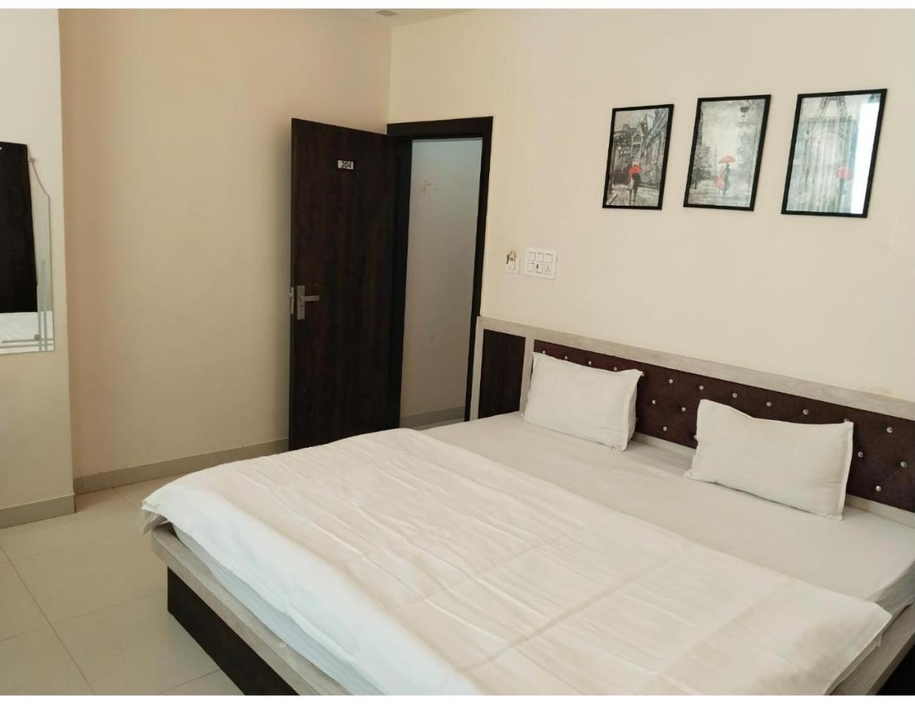 Hotel Dazzle, Jodhpur Dzsódhpur Kültér fotó